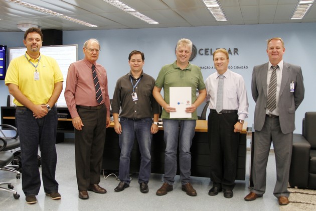 Diretor presidente da Celepar, Jacson recebe o prefeito de Campo