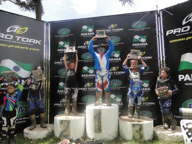 Matheus piloto de Velocross