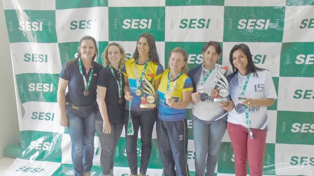 Gráfica Futura - dominó duplas feminino