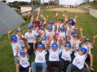 Programa “Segundo” recebe materiais esportivos no Município