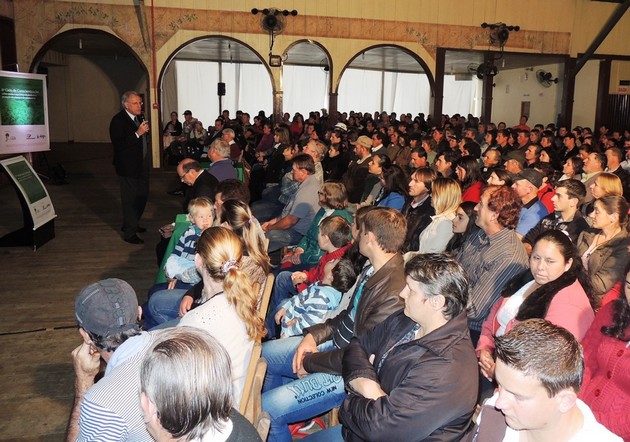 Ciclo-1 - Grande público compareceu ao ciclo de debates