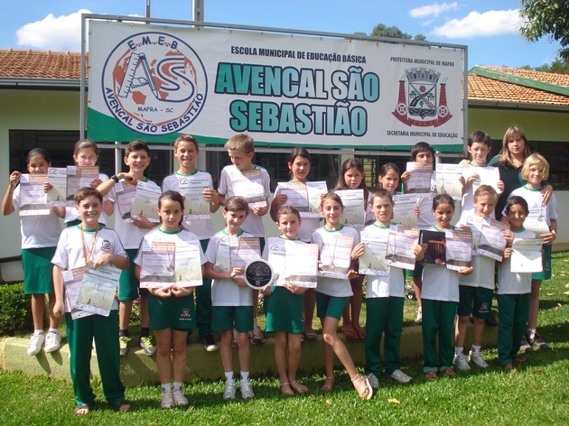 Aluno da Escola São Sebastião ganha medalha na Olimpíada do OBA (3)