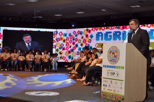 Governador em Exercicio Flavio José Arns Prêmio Agrinho.