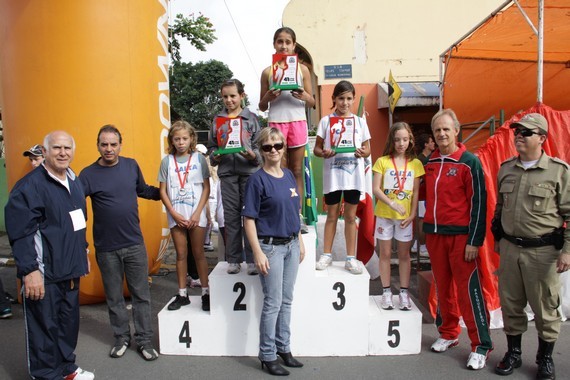 41ª Corrida Rustica 1º de maio - Podio infantil Fem - (55)