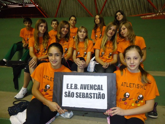 Alunos de Avencal Sao Sebastiao nos Jogos Escolares de SC
