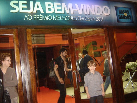 Daniel Jorge, sobrinho neto de Adir e ator do filme chegando a premiacao