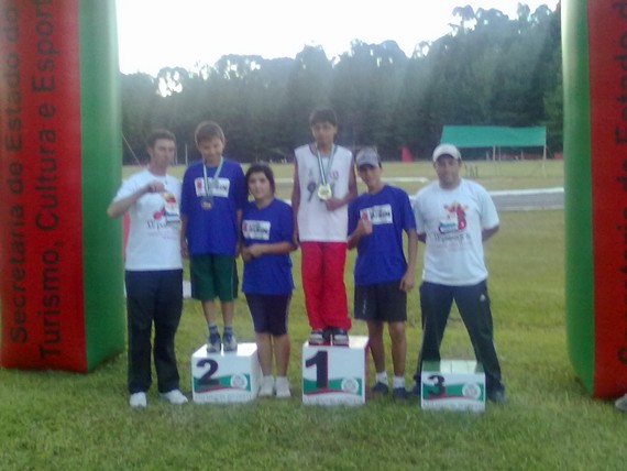 Para-atletas mafrenses premiados - maio 2011