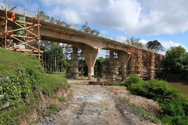 As obras de reforço da ponte vão aumentar a capacidade de carga