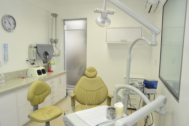 Dental Clinic (3)