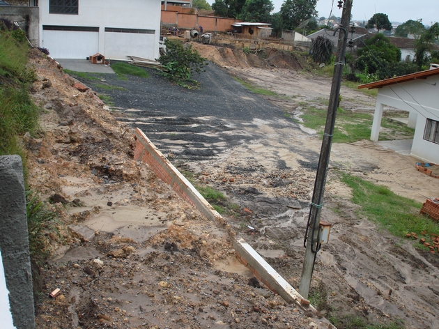 Erosão - Marechal Floriano Peixoto (1)