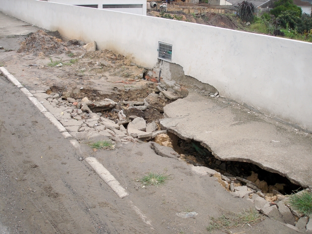 Erosão - Marechal Floriano Peixoto (3)