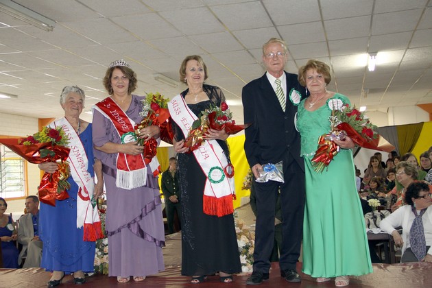 Miss - Vencedoras e casal mais belo
