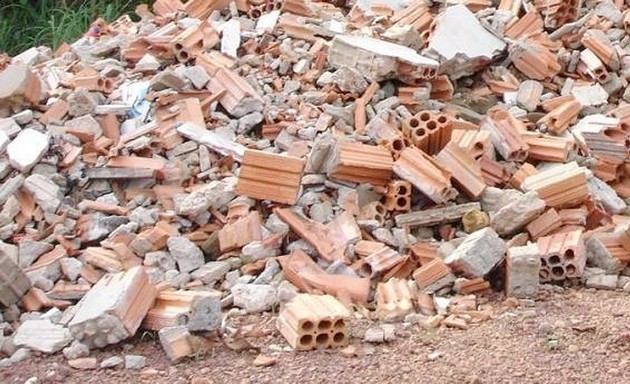 Lixo - Entulhos construção