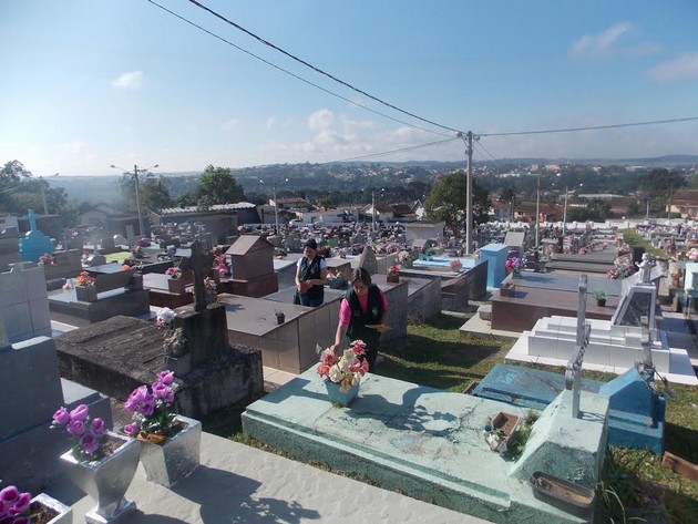 Vigilância Sanitária realiza ações nos cemitérios de Rio Negro (2)