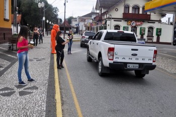 Fotos do 2º Pedágio Solidário do Abrigo de Cães São Francisco de Assis (11)