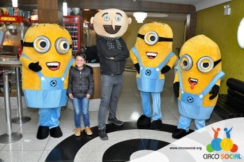 Minions e Gru no Cineplus Emacite no filme Meu Malvado Favorito 3 (14)