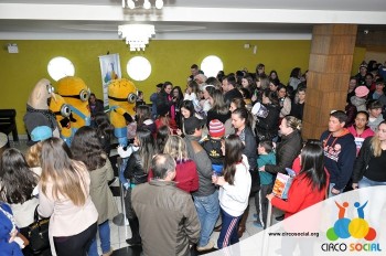 Minions e Gru no Cineplus Emacite no filme Meu Malvado Favorito 3 (15)