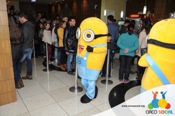 Minions e Gru no Cineplus Emacite no filme Meu Malvado Favorito 3 (18)
