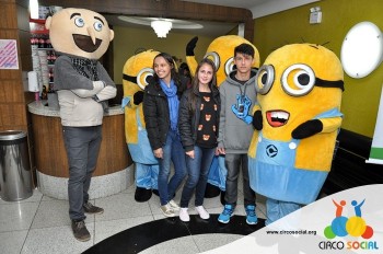 Minions e Gru no Cineplus Emacite no filme Meu Malvado Favorito 3 (27)