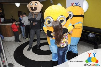 Minions e Gru no Cineplus Emacite no filme Meu Malvado Favorito 3 (27)