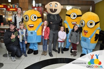 Minions e Gru no Cineplus Emacite no filme Meu Malvado Favorito 3 (28)