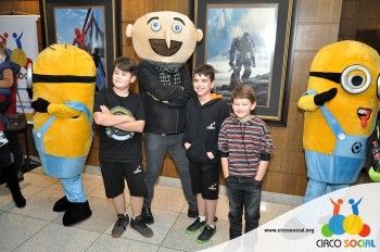 Minions e Gru no Cineplus Emacite no filme Meu Malvado Favorito 3 (29)