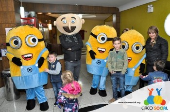 Minions e Gru no Cineplus Emacite no filme Meu Malvado Favorito 3 (30)