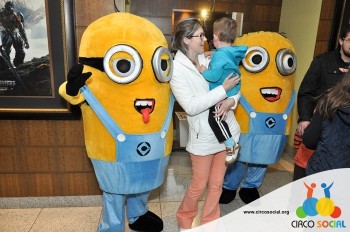 Minions e Gru no Cineplus Emacite no filme Meu Malvado Favorito 3 (36)