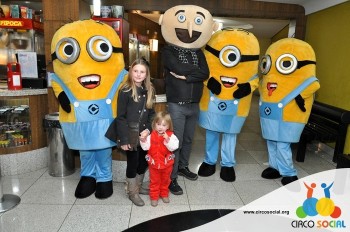 Minions e Gru no Cineplus Emacite no filme Meu Malvado Favorito 3 (40)
