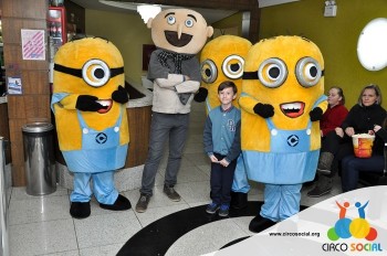 Minions e Gru no Cineplus Emacite no filme Meu Malvado Favorito 3 (48)