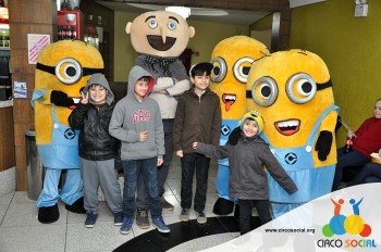 Minions e Gru no Cineplus Emacite no filme Meu Malvado Favorito 3 (54)