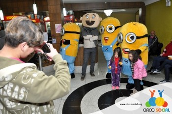 Minions e Gru no Cineplus Emacite no filme Meu Malvado Favorito 3 (55)