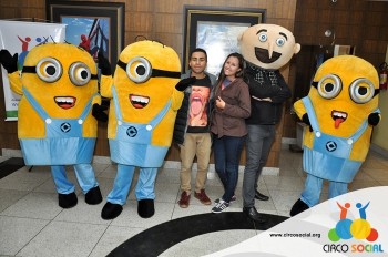 Minions e Gru no Cineplus Emacite no filme Meu Malvado Favorito 3 (56)