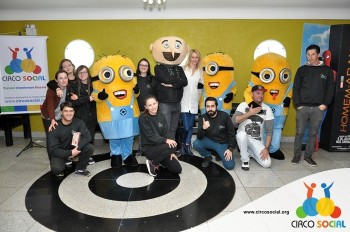 Minions e Gru no Cineplus Emacite no filme Meu Malvado Favorito 3 (57)