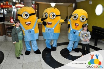 Minions e Gru no Cineplus Emacite no filme Meu Malvado Favorito 3 (66)