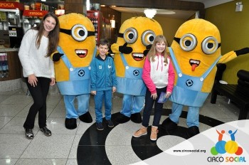 Minions e Gru no Cineplus Emacite no filme Meu Malvado Favorito 3 (81)