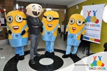 Minions e Gru no Cineplus Emacite no filme Meu Malvado Favorito 3 (8)