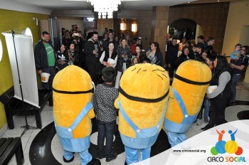 Minions e Gru no Cineplus Emacite no filme Meu Malvado Favorito 3 (84)