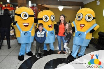Minions e Gru no Cineplus Emacite no filme Meu Malvado Favorito 3 (86)