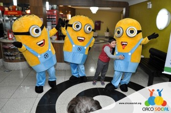 Minions e Gru no Cineplus Emacite no filme Meu Malvado Favorito 3 (87)