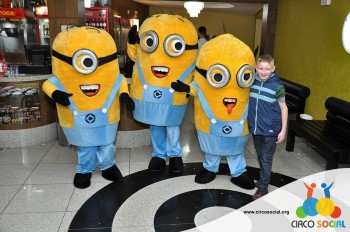 Minions e Gru no Cineplus Emacite no filme Meu Malvado Favorito 3 (92)