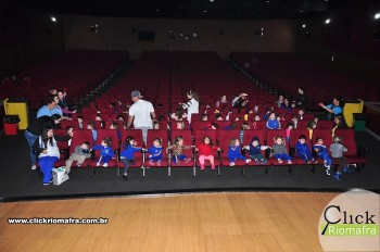Alunos do CEIM Anjo da Guarda visitam o Cineplus Emacite (13)