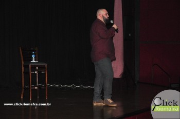Cineplus Emacite inicia shows de comédia stand-up (13)