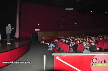 Cineplus Emacite inicia shows de comédia stand-up (19)