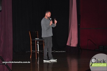 Cineplus Emacite inicia shows de comédia stand-up (21)