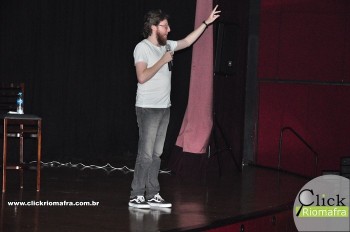 Cineplus Emacite inicia shows de comédia stand-up (9)