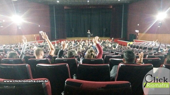 Realizada a 2ª edição do Show de Stand-up no Cineplus Emacite (2)