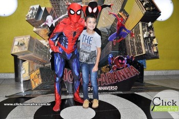 Fotos com o Homem-Aranha visita no Cineplus Emacite Dia 02 (2)
