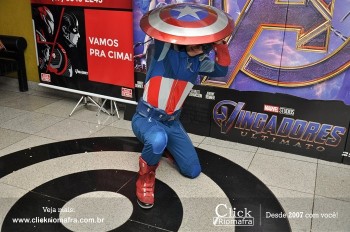 Distribuidora de Bebidas Pampas leva personagens do filme Vingadores ao Cineplus Emacite (138)