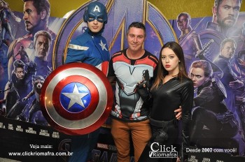 Distribuidora de Bebidas Pampas leva personagens do filme Vingadores ao Cineplus Emacite (141)